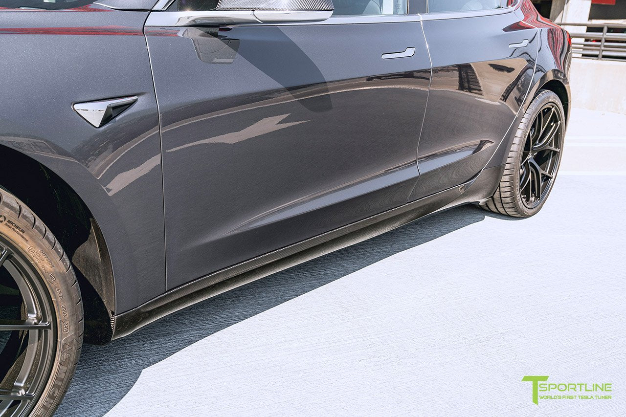 Tesla Model 3 Carbon Fiber Side Skirts (Rocker Panel) – 1EV
